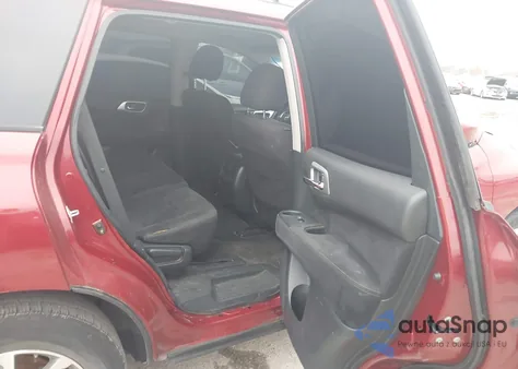 2013 Nissan Pathfinder Sv z USA, uszkodzony, nr VIN 5N1AR2MN7DC622364